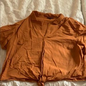 Short sleeve button up